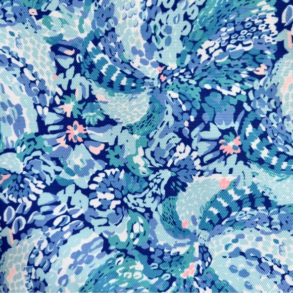 Lilly Pulitzer® Folio Document Organizer Sized to fit Lilly planners - Picture 3 of 10